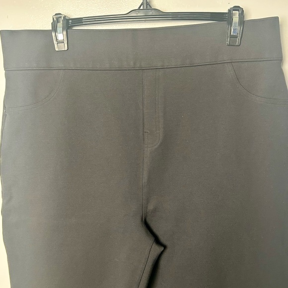 SPANX women’s cropped straight pull on pants - Picture 5 of 12